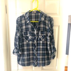 Kut from the cloth size large plaid snap up